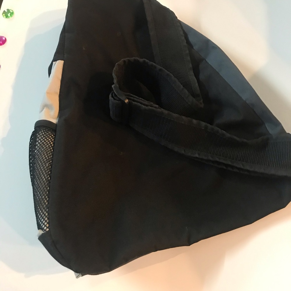 Small gym bag - Picture 4 of 5
